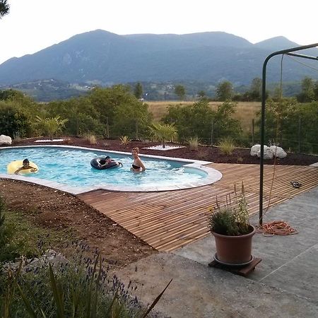 Gite De Fontepaisse Saint-Jean-en-Royans Dış mekan fotoğraf